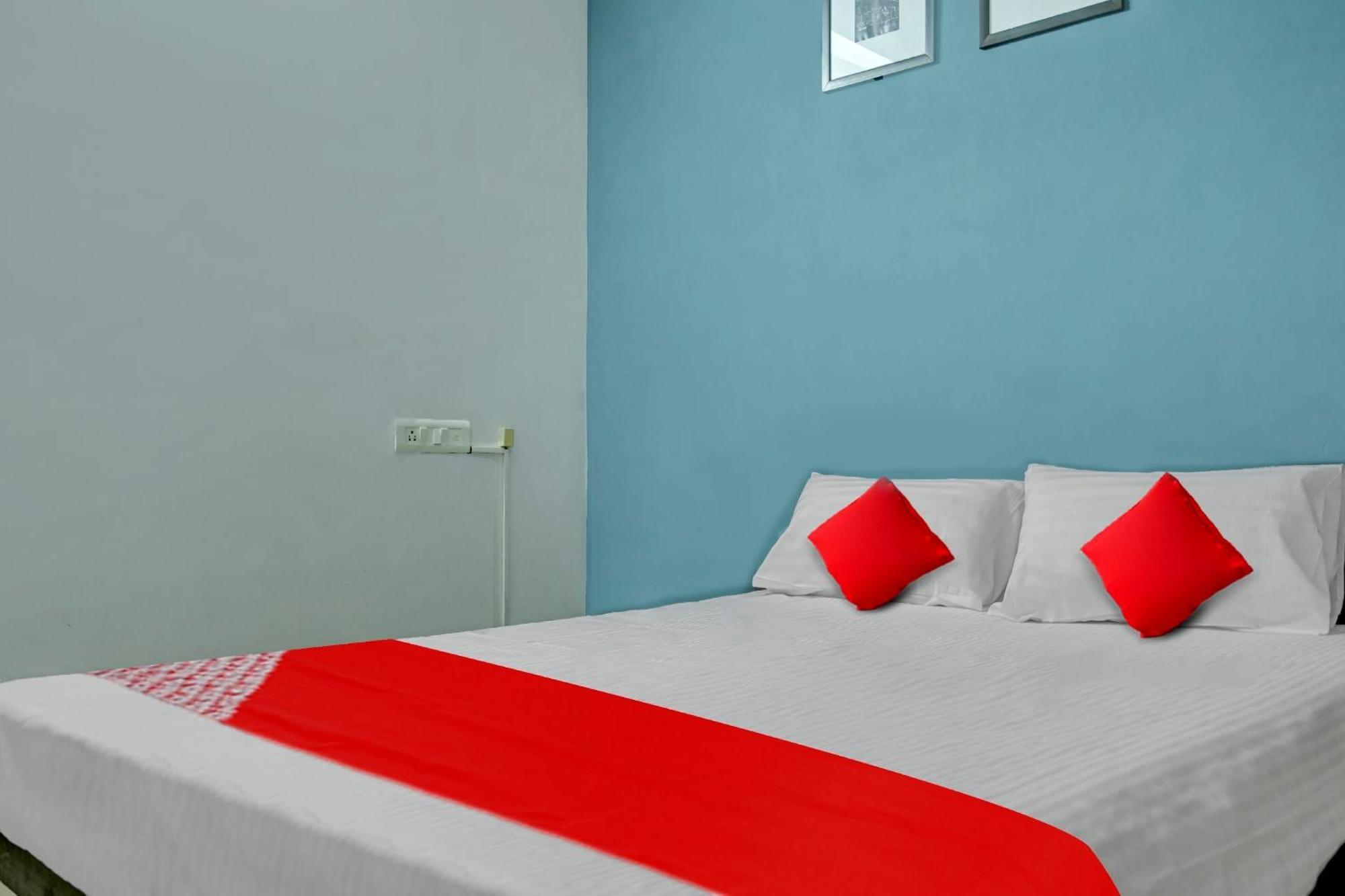 Live As Chn727 Otel Gūduvāncheri Dış mekan fotoğraf