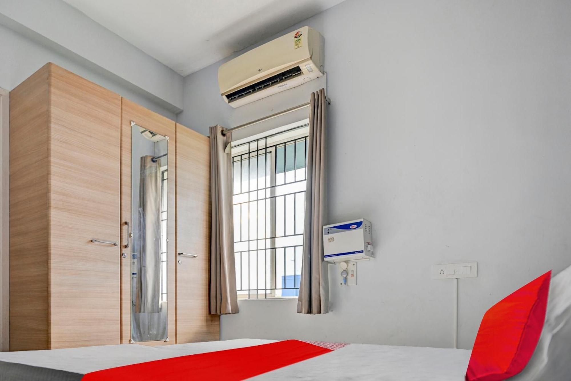 Live As Chn727 Otel Gūduvāncheri Dış mekan fotoğraf